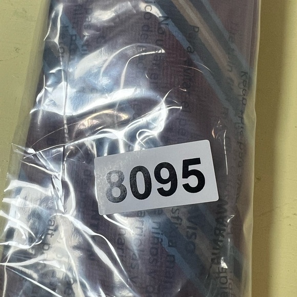 Brooks Brothers Woven in Italy Made in USA Elegant Striped Red Tie Power EUC - Picture 6 of 8